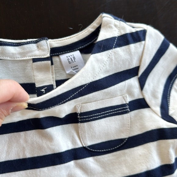 Gap nautical dress size 3T - Picture 2 of 3